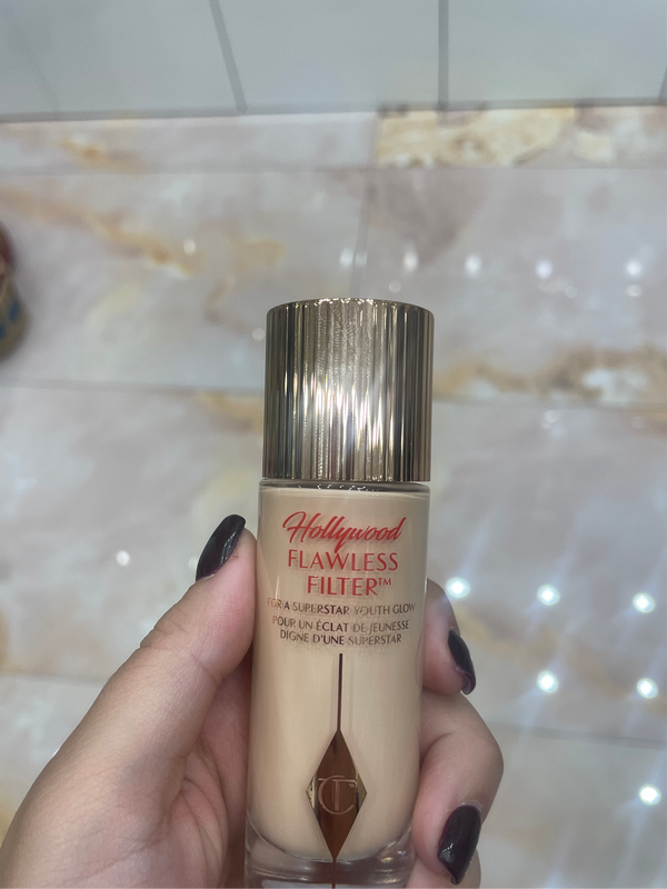 HOLLYWOOD FLAWLESS FILTER