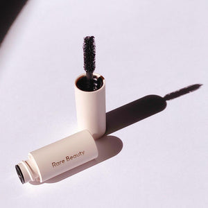 RARE BEAUTY PERFECT STROKES MASCARA NERO VOLUME MINI SIZE