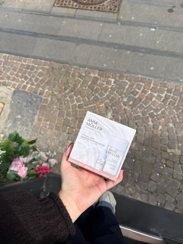 Anne moller box con mini size skincare 🤍