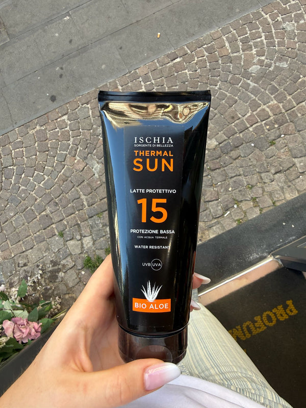 Latte protettivo spf15 Ischia sorgente di bellezza