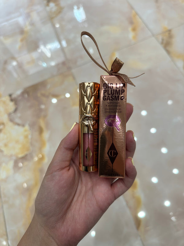 Big lip plump Gasm strawberry chocolate