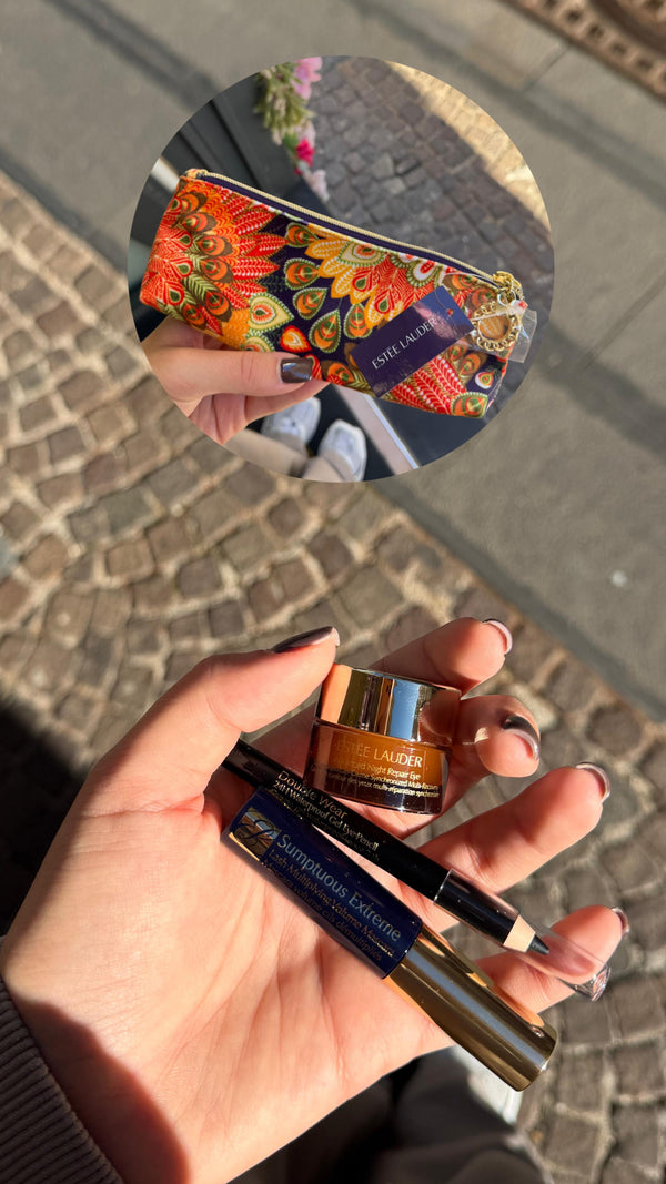 Pochette estee lauder