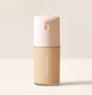 Rare beauty fondotinta True to Myself Natural Matte colorazione n7 light warm