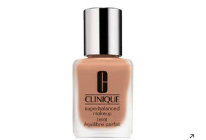 Clinique fondotinta superbalanced