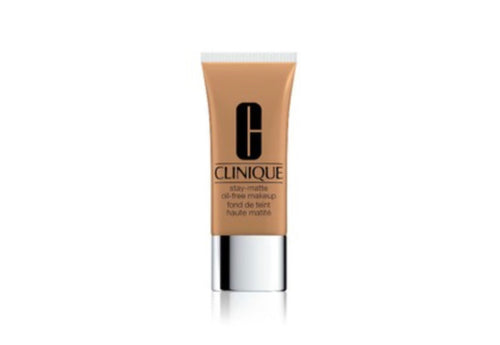 Clinique fondotinta stay matte oil free