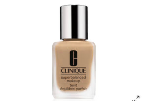 Clinique fondotinta superbalanced