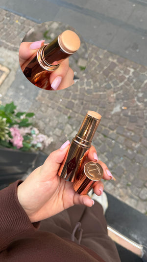 Charlotte tilbury stick illuminante gold