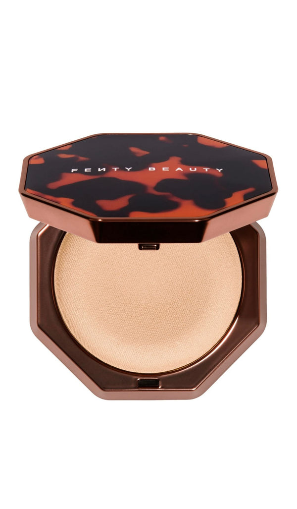 Fenty beauty crema mousse abbronzante compatta