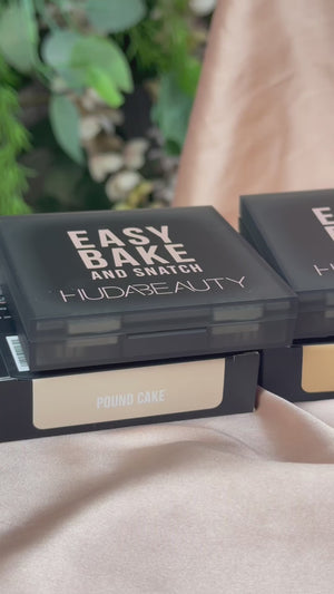 EASY BAKE cipria compatta huda beauty